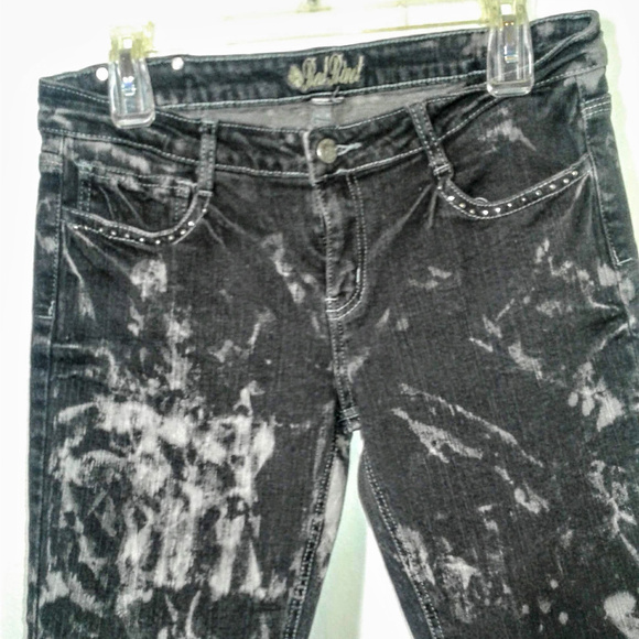 Red Rivet Black/Bleached Bedazzel Pocket Straight Leg Jeans Size: 34 - Picture 2 of 11